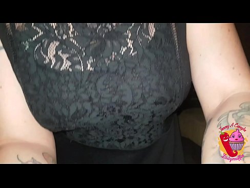 ❤️ Ang slutty stepsister ay nagbibigay sa kanya ng blowjob at Spanish ☑ Porno sa amin
