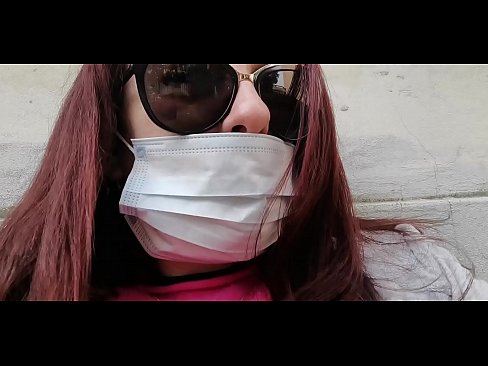 ❤️ Si Nicoletta ay naghiganti sa kanyang kapitbahay at umihi sa kanyang garahe (Special Covid19 Italian Quarantine) ☑ Porno sa amin